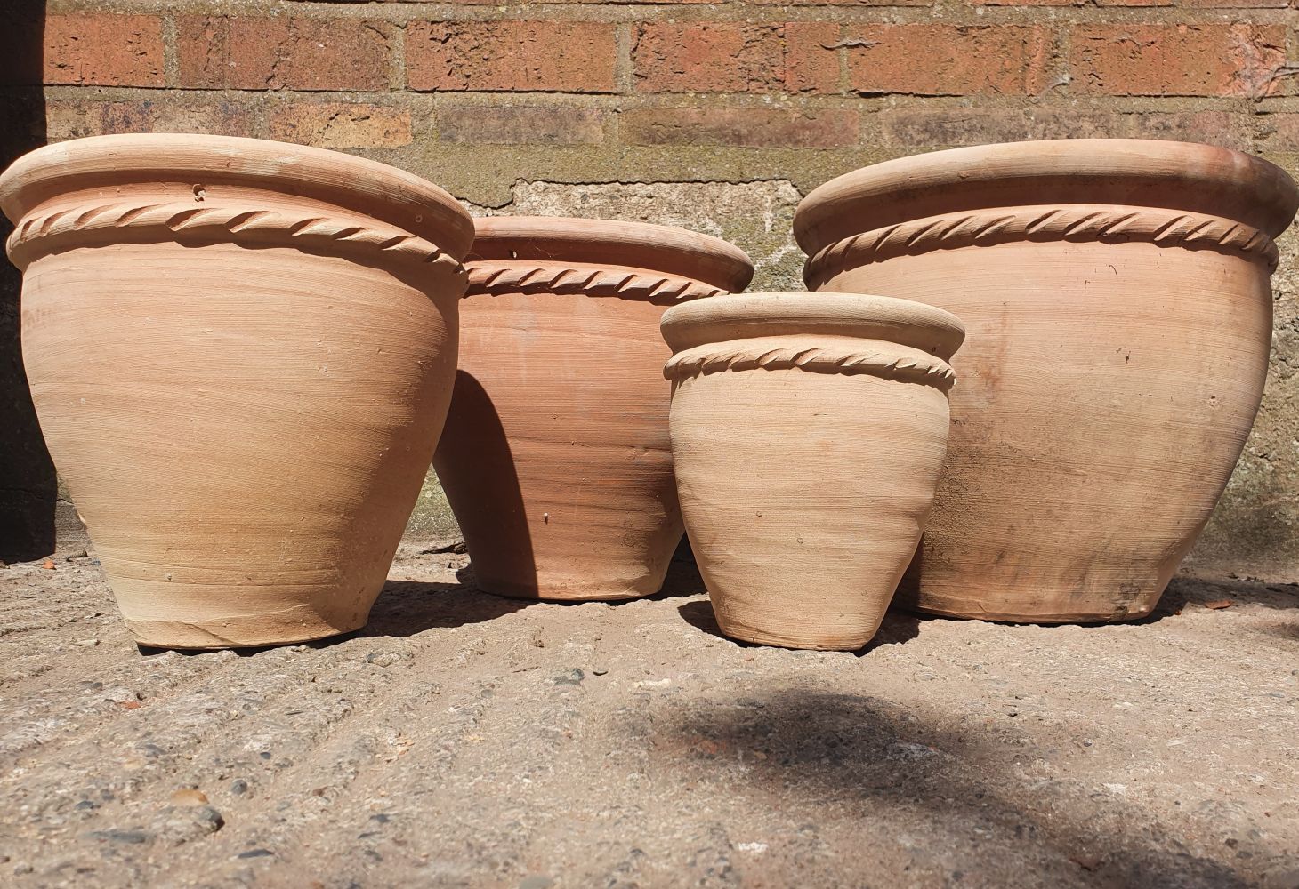 Set of 4 Clay Terracotta Plant pots